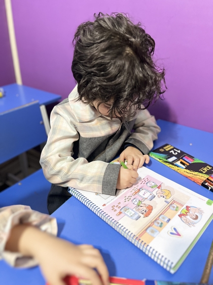 کتاب ریاضی آشنایی با عدد۸