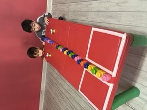  بازی فوتی برای تقویت دم و بازدم کودکان دو ساله 