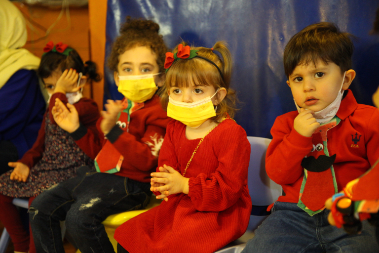 دست دست وقت شادیه