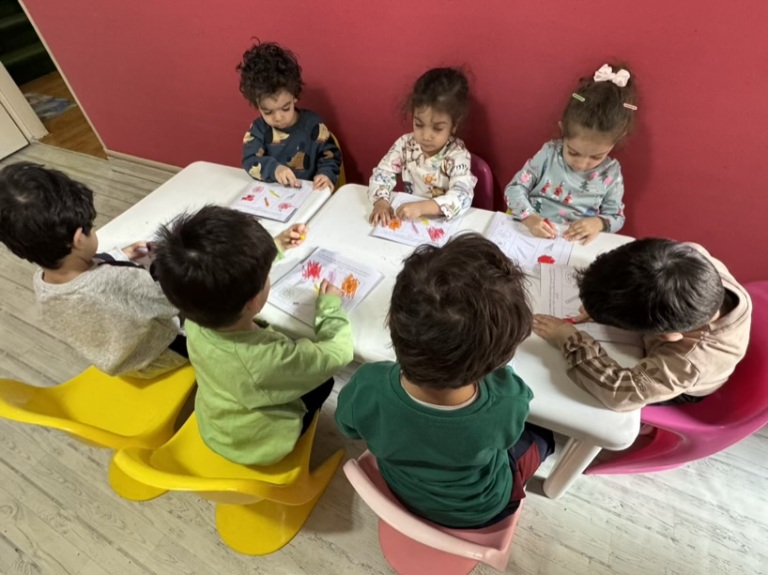 کار با کتاب مهارت صحبت کردن کودکان | تقویت زبان و اعتمادبه‌نفس با فعالیت عملی