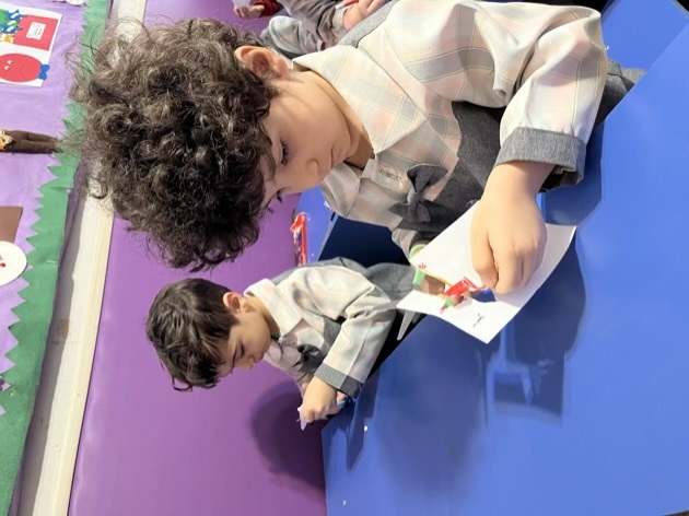 چرا کار با قیچی برای رشد مغز کودک ضروریه؟