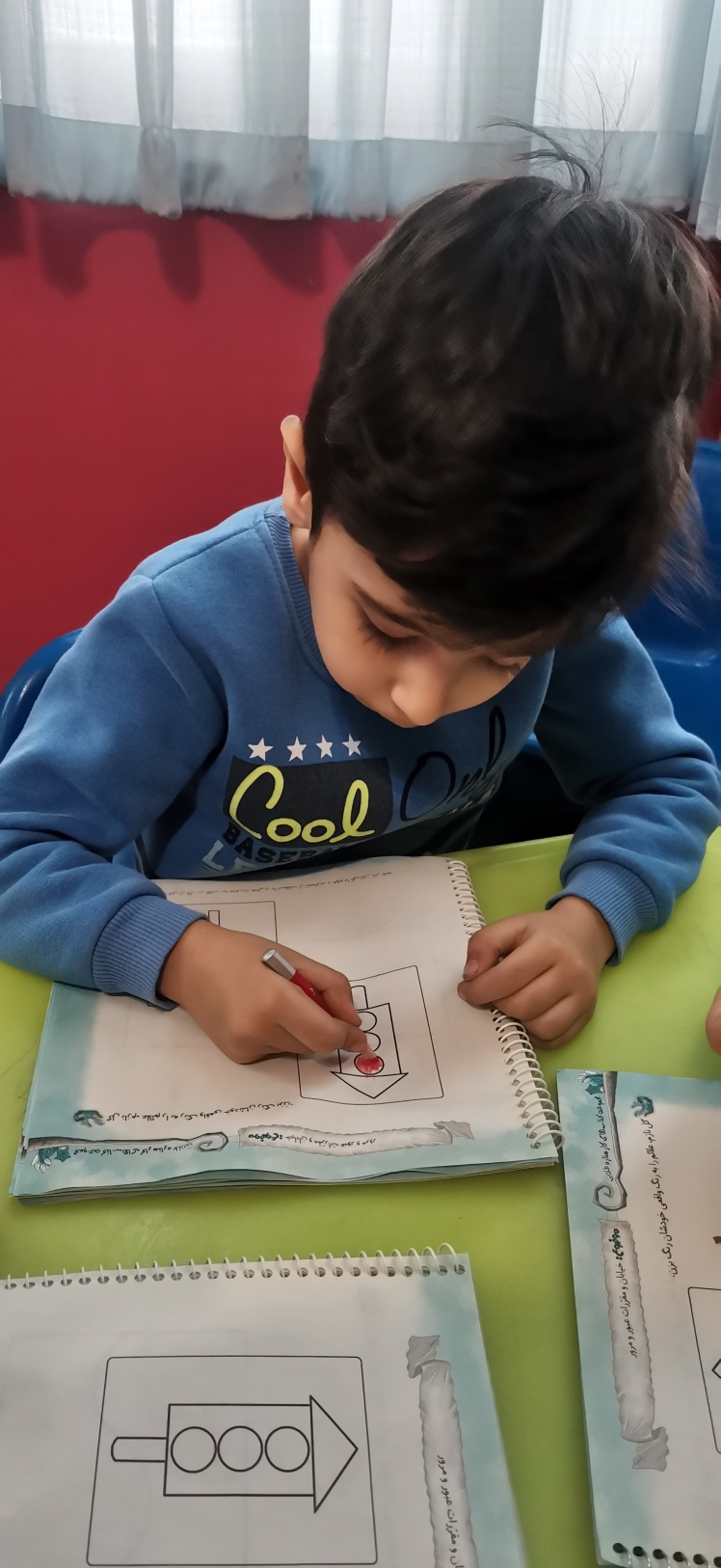 کار کتاب / خیابان و مقررات عبور و مرور 