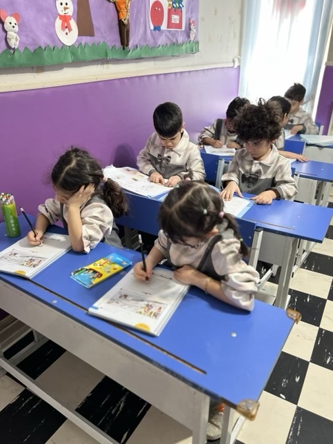 تقویت زبان در کودکان | اصول و نکات کاربردی انتخاب کتاب