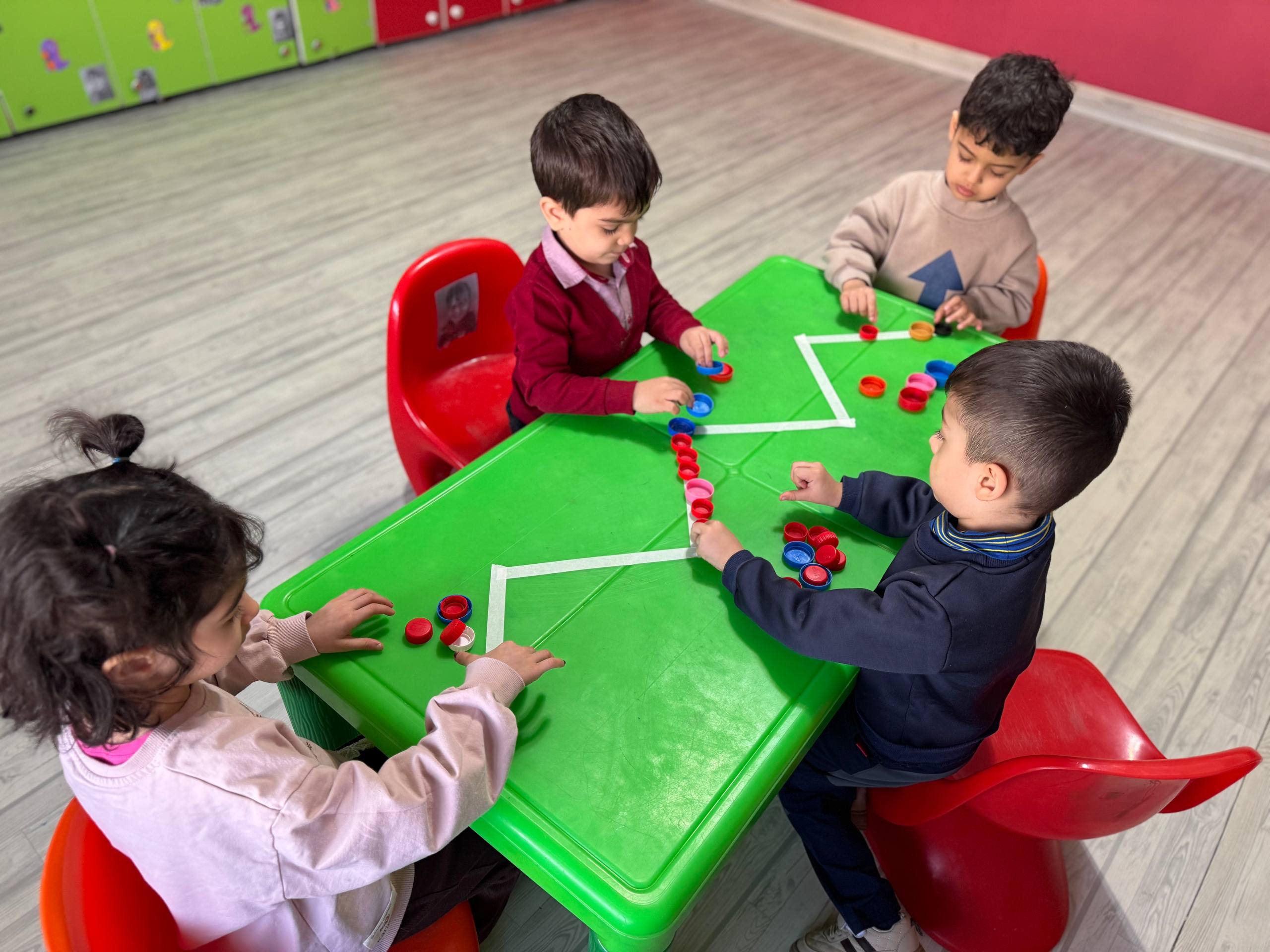 چیدمان در بطری روی خطوط