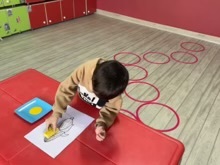 بازی چند مرحله‌ای برای کودکان | تقویت عضلات پا و دست با بازی‌های سرگرم‌کننده