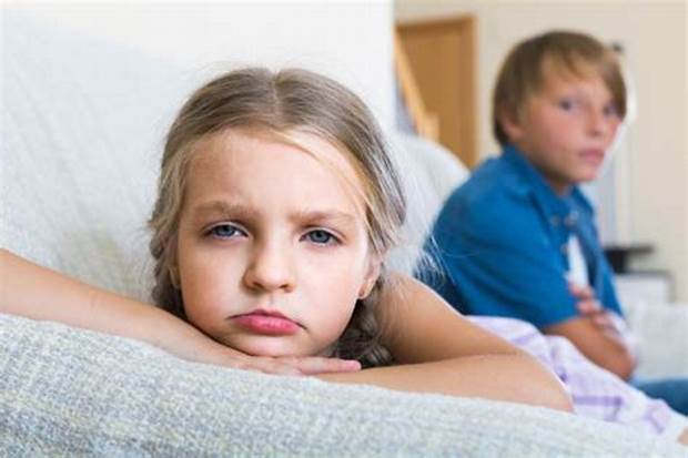 علت بهانه گیری کودک